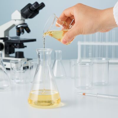 kupować DA202 Polimery Kationowe Koagulant Polidiallylodi-metylamoniowy Chlorek (PolyDADMAC) PDADM o Niskiej Lepkości Polimeryczny Koagulant Kationowy PDADMAC PDMDAAC do Oczyszczania Wody Pitnej i Ścieków Przemysłowych produkcja internetowa