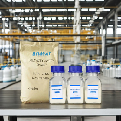 Oczyszczanie ścieków w Azji Południowo-Wschodniej Blufloc Polyacrylamide Powder APAM/CPAM Flocculant For Palm Oil Textile And Sugar Industry